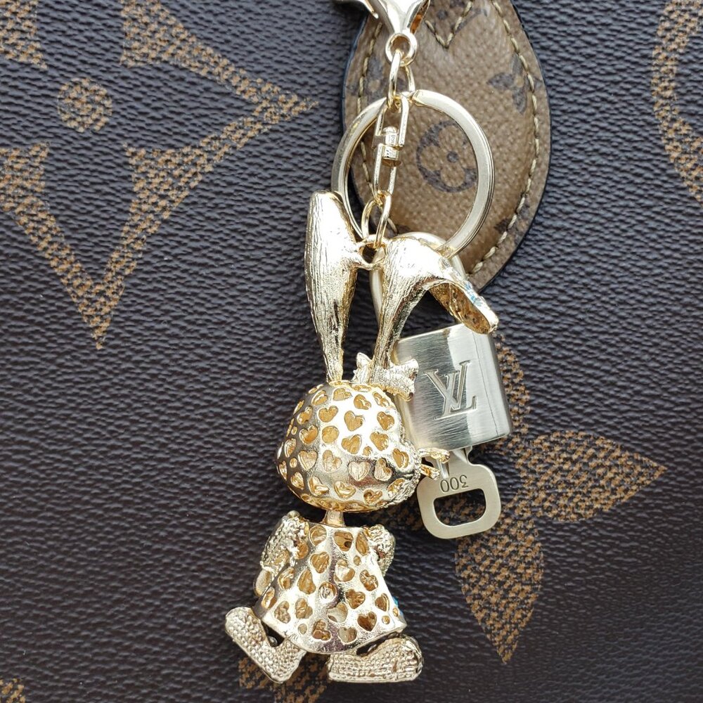 LV Gold Padlock Authentic 🔑 Luxury Bag Charm w/ Unbranded Bunny Keychain - Picture 8 of 11